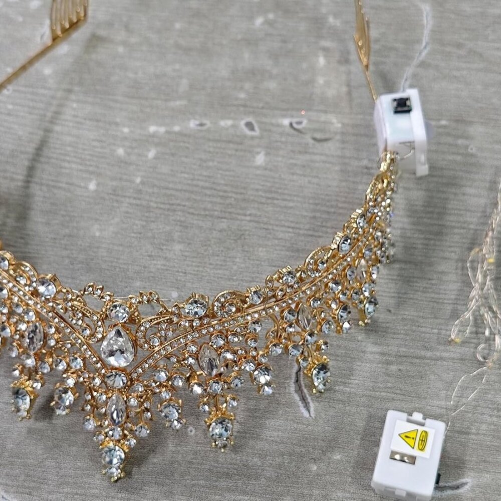 Light Up Bridal Tiara Wedding Headpiece Rhinestone Crown for Women
